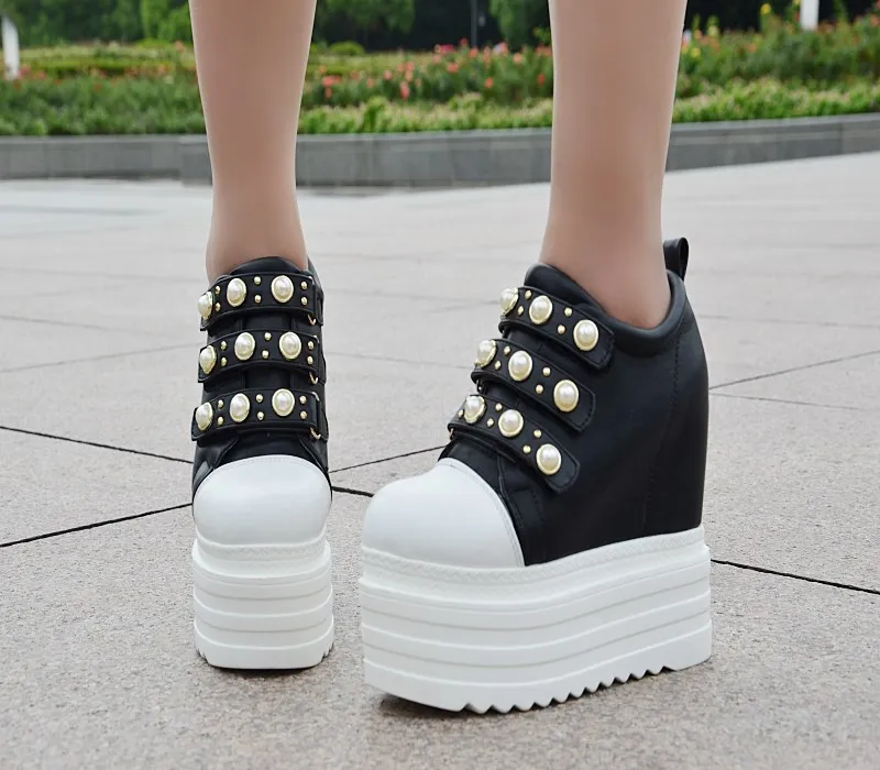 Новинка 2020 женские туфли на толстой танкетке Корейская версия универсальной