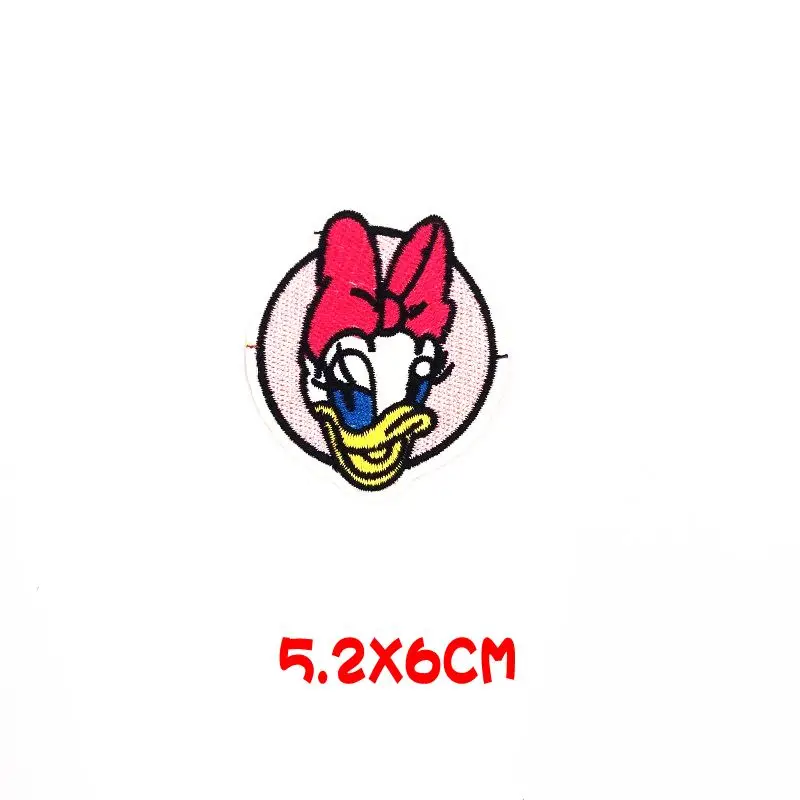 Красный Мультфильм 1 шт. Микки Минни Дейзи Дональд Круг вышитые блестками патч на пришивные аппликация Одежда, обувь, сумки DIY патчи - Цвет: Красный
