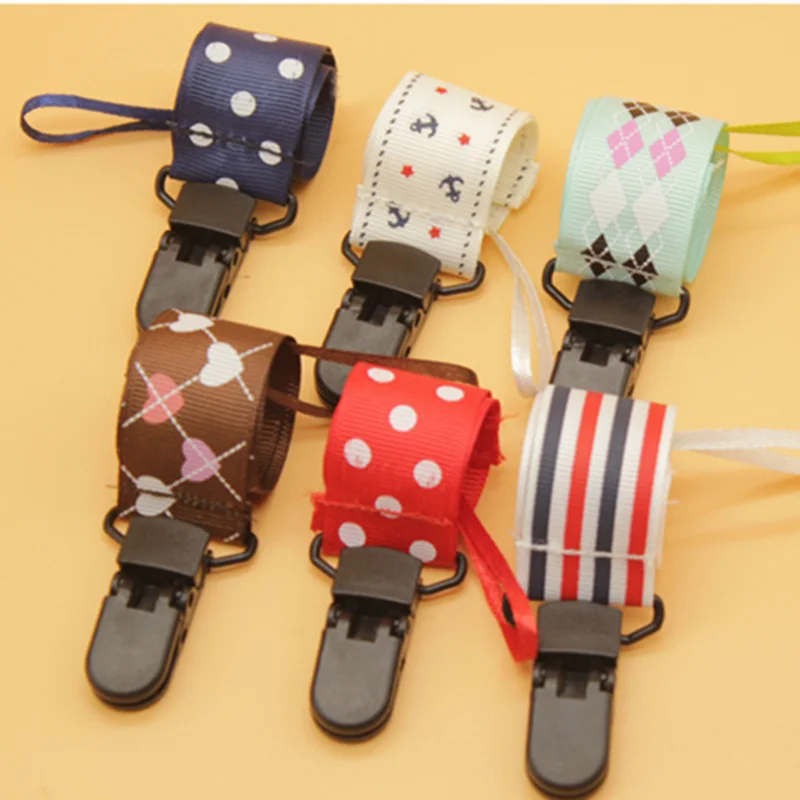 Детская пустышка с зажимом цепочкой для защиты от потери ремнем безопасности в