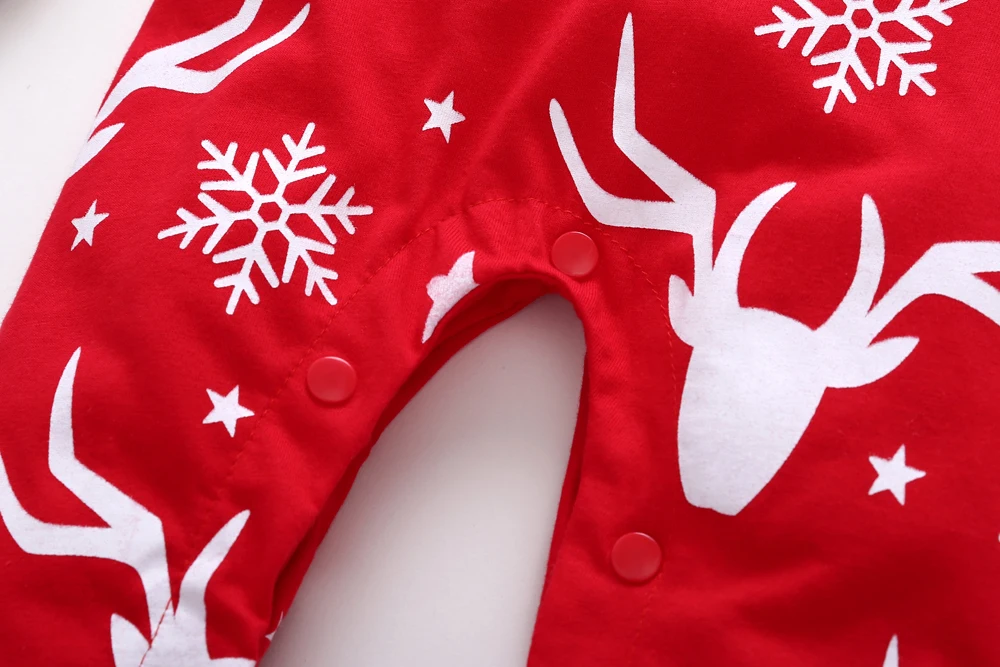 Хлопковый комбинезон с длинными рукавами и капюшоном для новорожденных