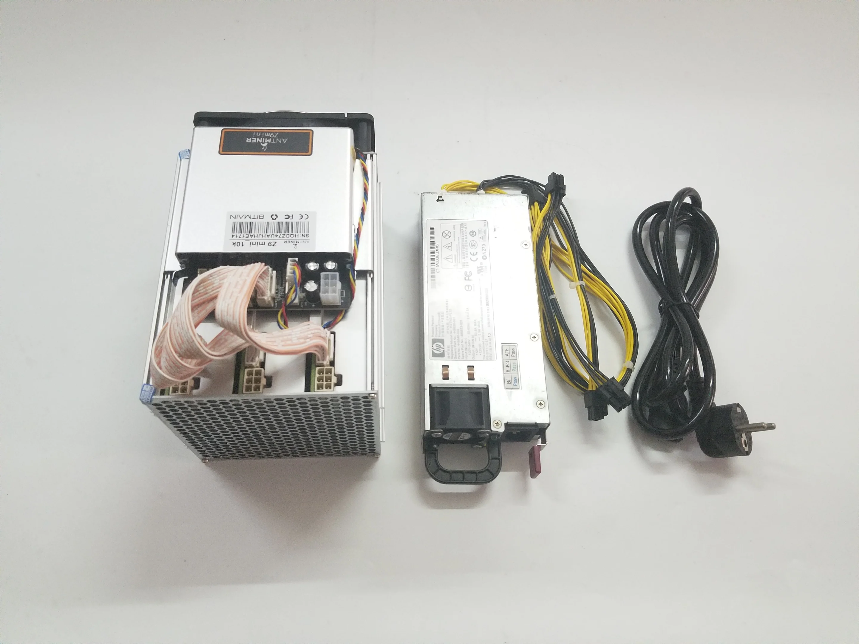 YUNHUI бывший в употреблении Antminer Z9 Mini 10k Sol/s 300W ZCASH ZEN ZEC BTG Asic Equihash Miner can Mine coin может