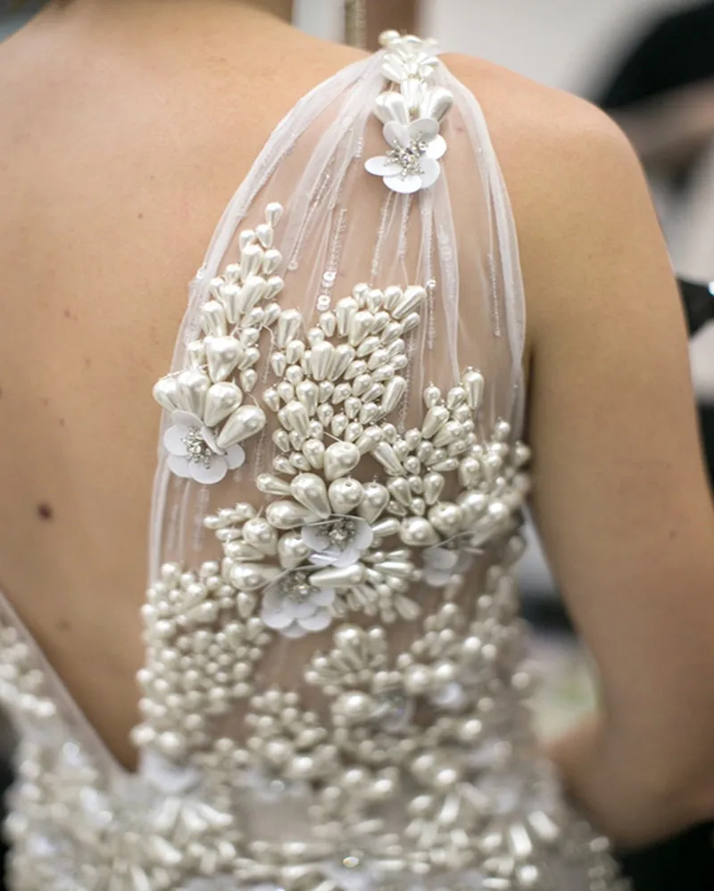 Роскошный Жемчуг Пляж Свадебное Платье 2016 Сексуальная See Through Vestido De Noiva V образным