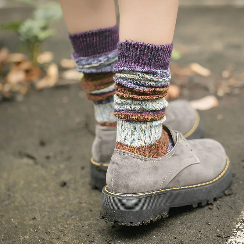 Japan Harajuku Vintage Striped Woman Socks Winter Fashion Compression High School Women's Socks Long Thick Female Cotton Socks