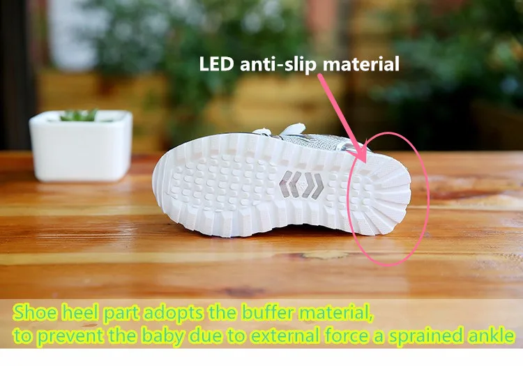 Новый 2016 мода загорелась в из светодиодов световой дети кроссовки отдыха обувь