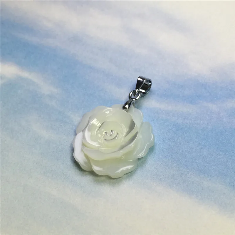 Женское Ожерелье ручной работы с белыми розами и морской водой | Украшения