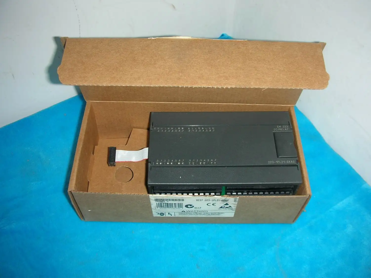 

1 шт. новый SIEMENS 6ES7223-1PL21-0XA0 в коробке