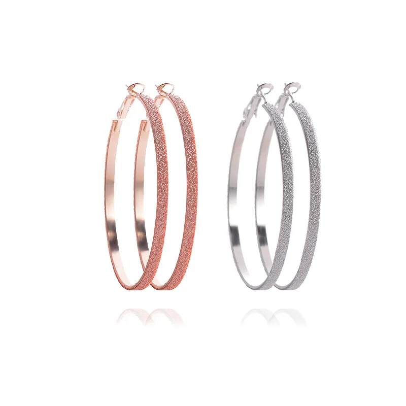 Модные матовые серьги в виде больших кругов большой обруч пикантные аксессуары