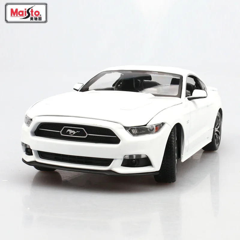 1:18 Scale Diecast Metal Car Model Toys For Ford Mustang Sports With Steering Wheel Control Original Box |