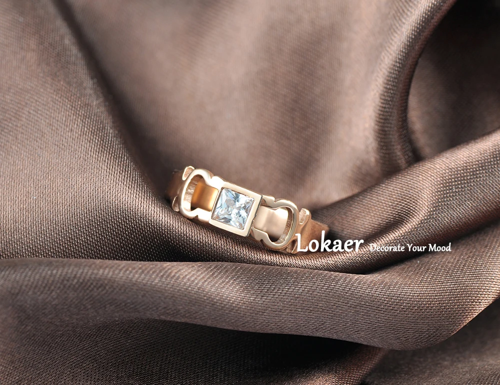 Lokaer модное кольцо цвета розового золота из нержавеющей стали с геометрическим квадратным вырезом 1ct CZ ювелирное Натяжное кольцо для женщин R17034