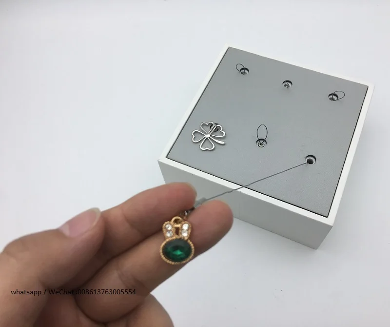 6 holes tray Подгонянные выдвижные противоугонные кольца безопасности Потяните деревянный кожаный дисплей коробка для ювелирного магазина - Цвет: 6 holes tray