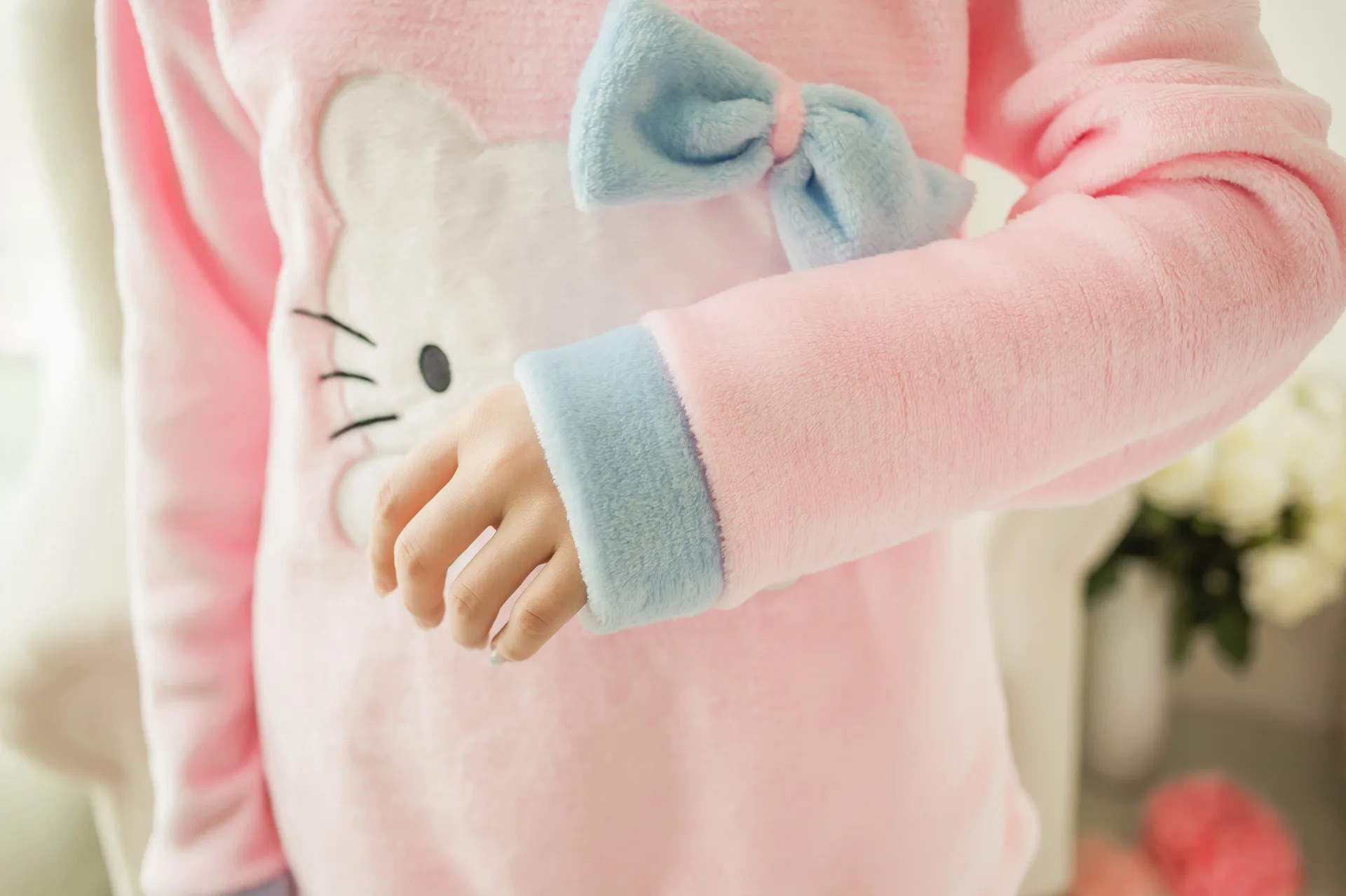 Осень-зима, утолщенная фланелевая Женская одежда для сна с рисунком hello kitty, коралловый мех, домашняя одежда, костюм из трех предметов, милая повязка на голову