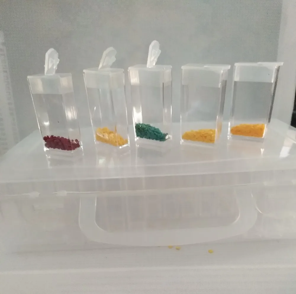 Ящик для хранения инструментов алмазной живописи 64 шт. + большая коробка