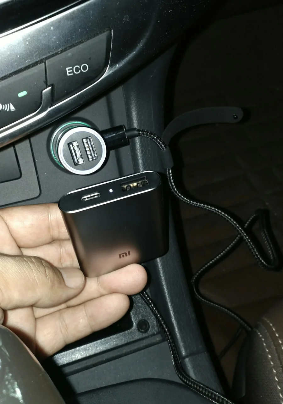 Оригинальное автомобильное зарядное устройство Xiaomi QC3.0 быстрая версия Расширенный аксессуар USB-A USB-C двухпортовый Выход Smart