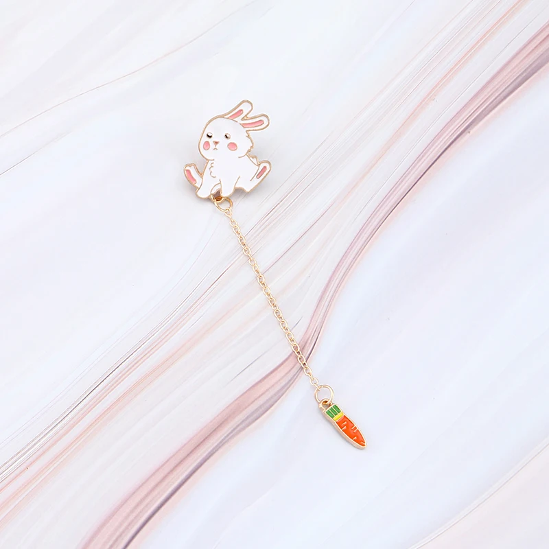 Милые булавки с кисточками и цепочкой кролик морковка карандаш любовь буква