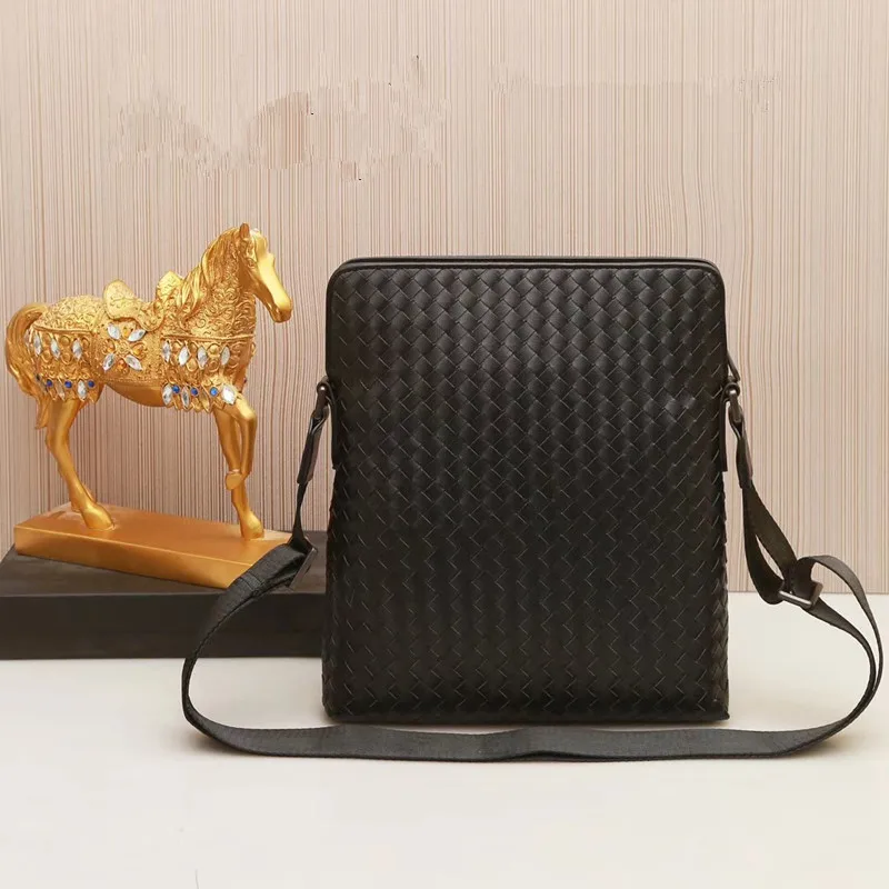 Kaisiludi leather bag single shoulder vertical oblique casual pull models |