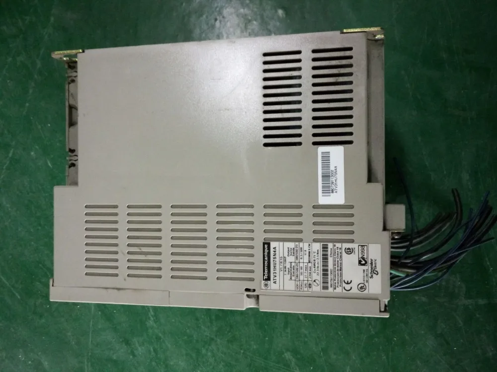 

ATV31HU75N4A 7.5KW/10HP 380V , servopack, Good appearance , 90% new ,90 days warranty , in stock free shipping