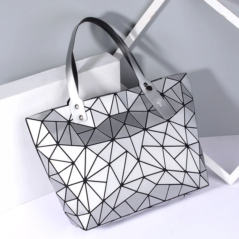New Fashion Luminous sac Women Bag Diamond Tote Geometric Quilted Shoulder Bags Laser Plain Folding Handbags bolso