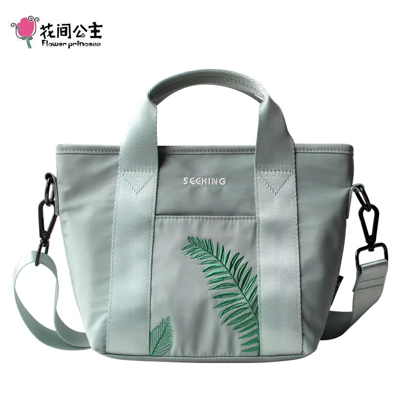 

Flower Princess New Brand Teenager Girls Nylon Palm Leaves Embroidery Shoulder Crossbody Bags Girl Messenger Bags bolsos mujer
