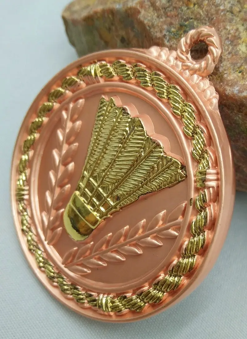 Производство на заказ производство школьные спортивные состязания золотые