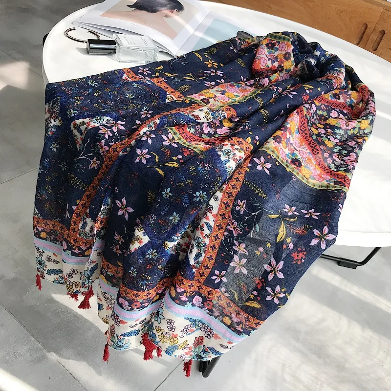 

2018 Women Little Floral pattern Cotton Tassel Scarf Shawls 10pcs/lot
