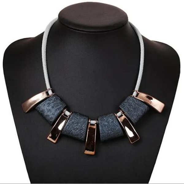 Тусклый лак квадратное ожерелье цепочка ключицы модная кожаная веревка