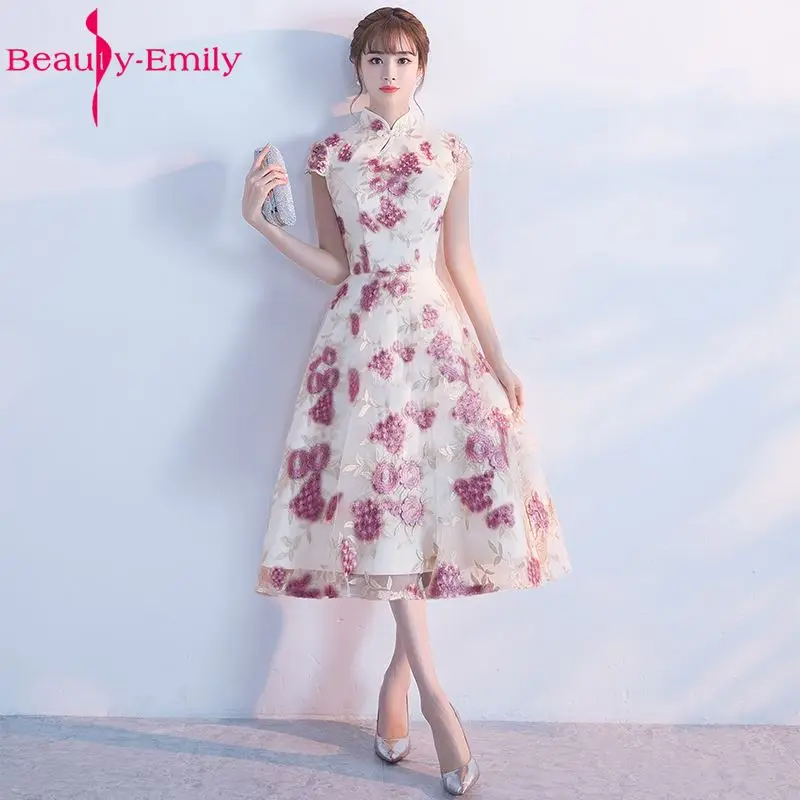

Красивые розовые короткие платья Emily до колена для свадебной вечеринки, 2017 г., платья подружки невесты с высоким воротом и коротким рукавом н...