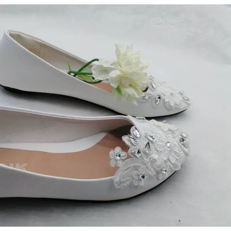 Милые серебряные стразы кружевные женские блестящие туфли на плоской подошве