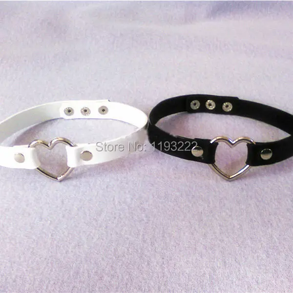 Ошейник ручной работы из натуральной кожи с металлической цепочкой и пуговицами