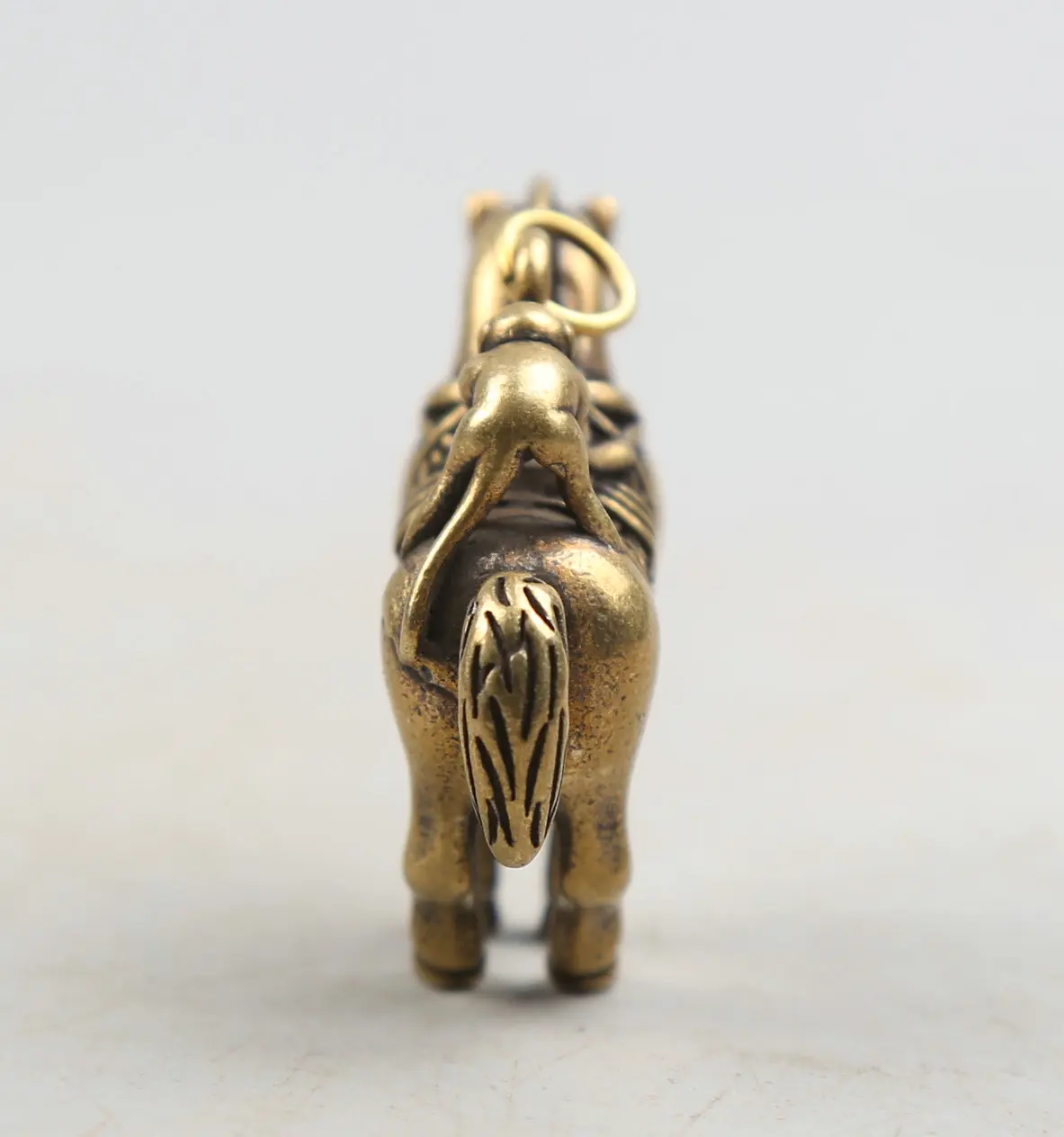 46MM/1.8&quotCollect Curio Rare Chinese Fengshui Small Bronze Exquisite Animal 12 Zodiac Year Monkey Ride Horse Pendant Statuary 31g | Дом и