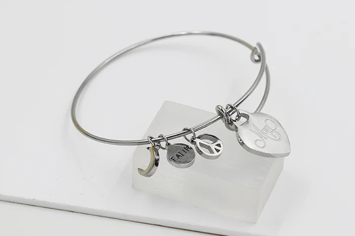 Hot sale stainless steel charm bracelet bangle heart style adjustable size for party and engagement | Украшения и аксессуары