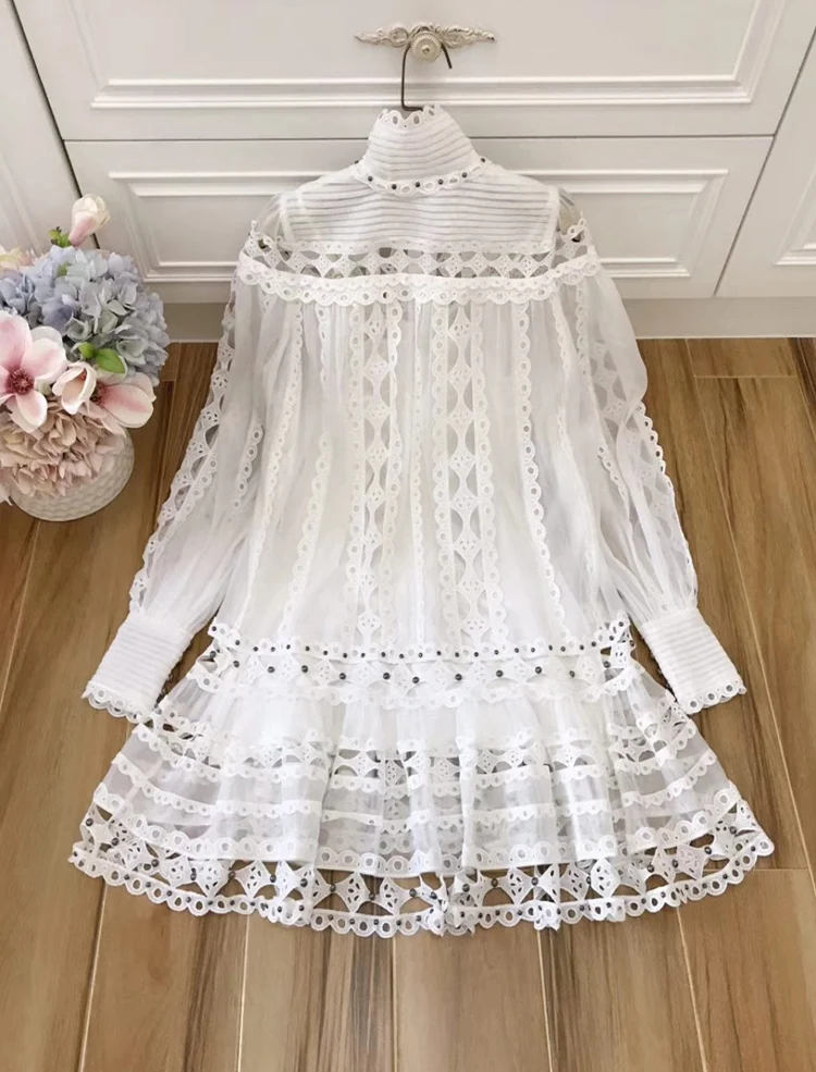 Женское ажурное платье с вышивкой белое дизайнерское рукавами фонариками и