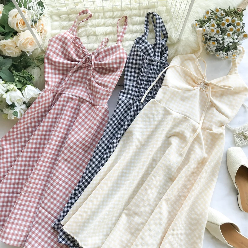 Женское платье с треугольным вырезом клетчатое студенческое на завязках 2019 |