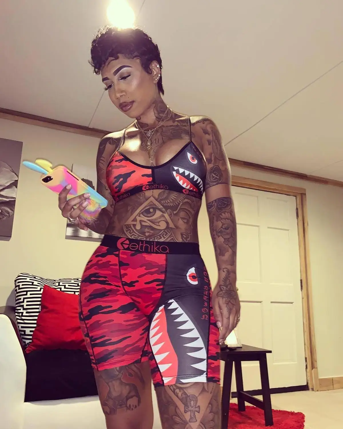 Женский комплект с камуфляжным принтом adfндс пикантный короткий топ на бретелях