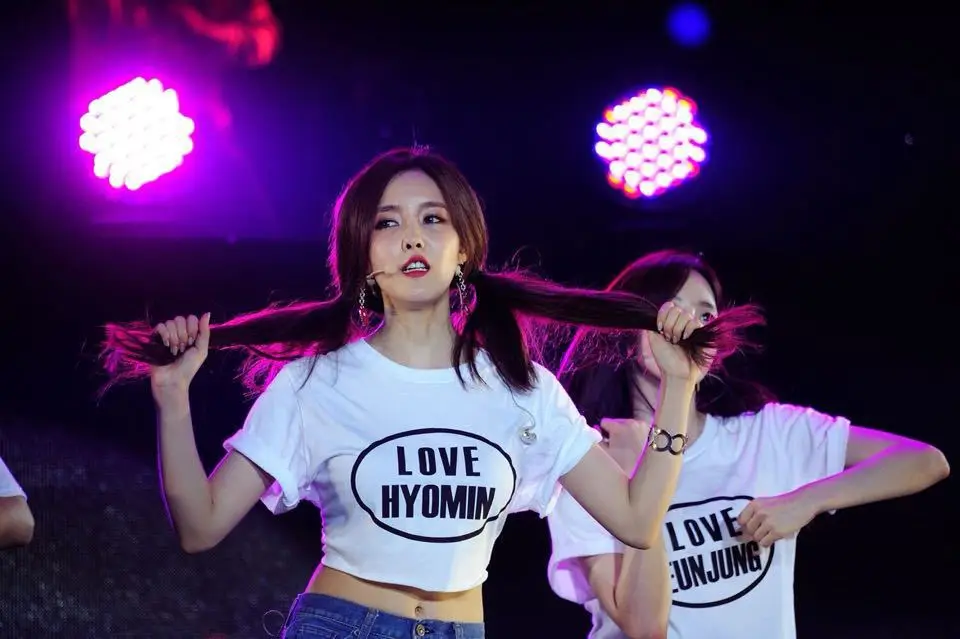 K pop Park Zhi yeon tara футболки с короткими рукавами летняя одежда для мужчин и женщин