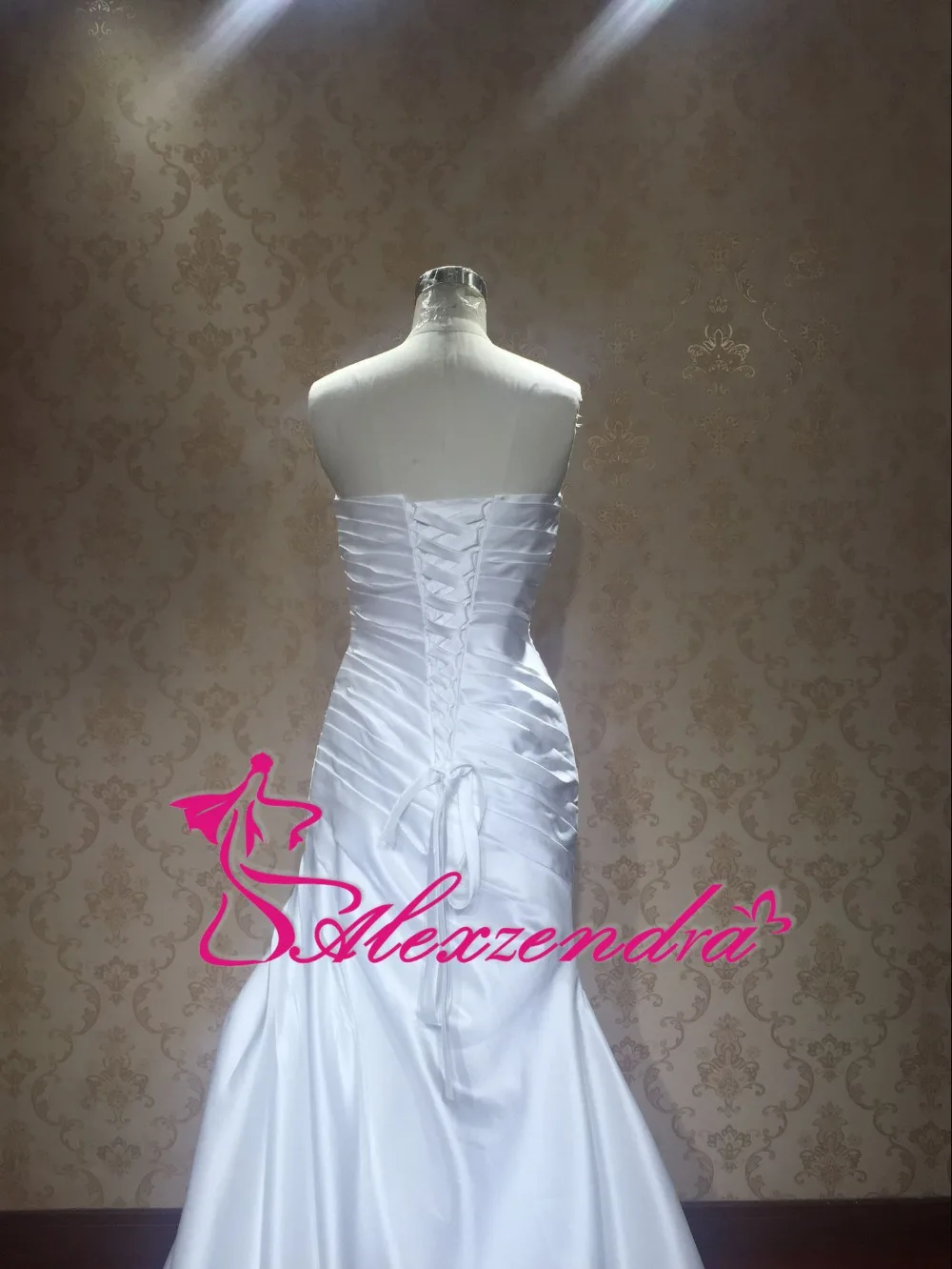 

100% Real Photos New Arrival Custom Made Satin Wedding Dresses Pleats Sweethart Mermaid Bride Dresses Vestido de noiva