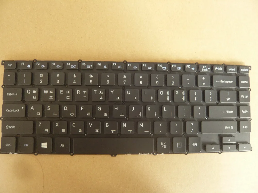 Верхняя Клавиатура для ноутбука Samsung NP930X5J NP940X5J