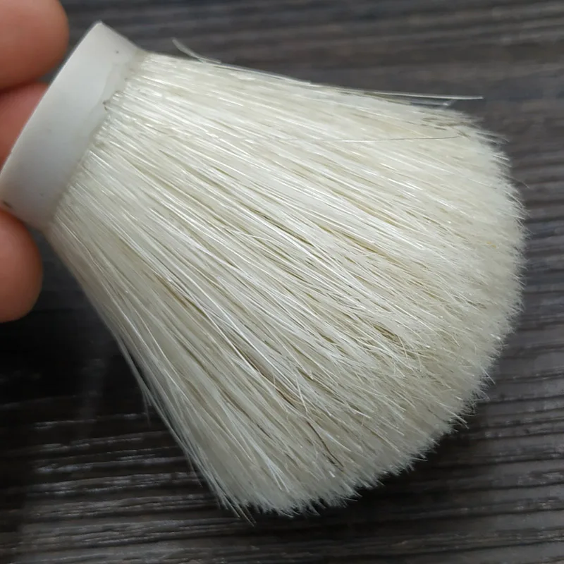 Фото Щетка для бритья dscosmetics №2