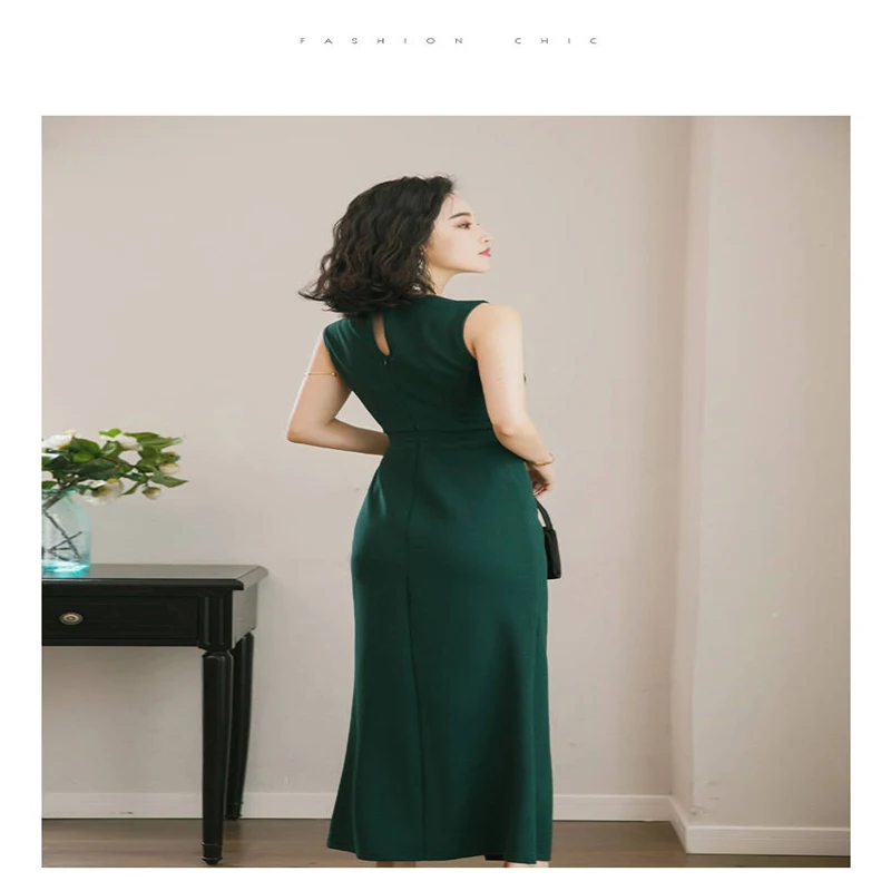 

Summer ladies temperament retro bag hip fishtail dress female summer 2020 new lady V neck was thin sleeveless sexy long dress