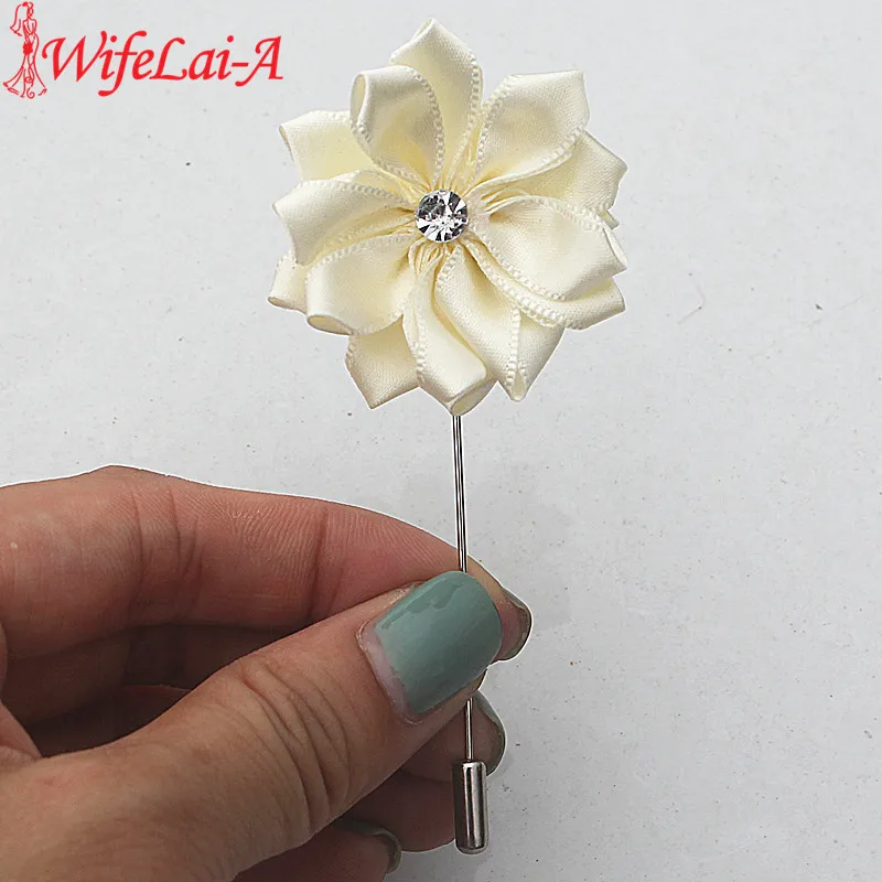 

WifeLai-A Good Price Ivory Satin Flowers Wedding Corsage Boutonniere Bridal Wedding Party Groom Brooch X1388-17