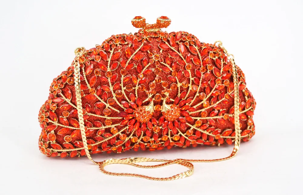Вечерняя сумка с красными стразами и маленьким оранжевым павлином Сумка шипами