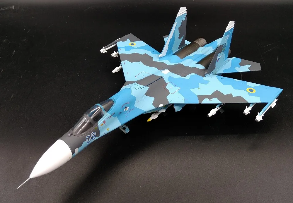 Редкое Специальное предложение 1:72 Сборная модель летчика ВВС России и Украины из