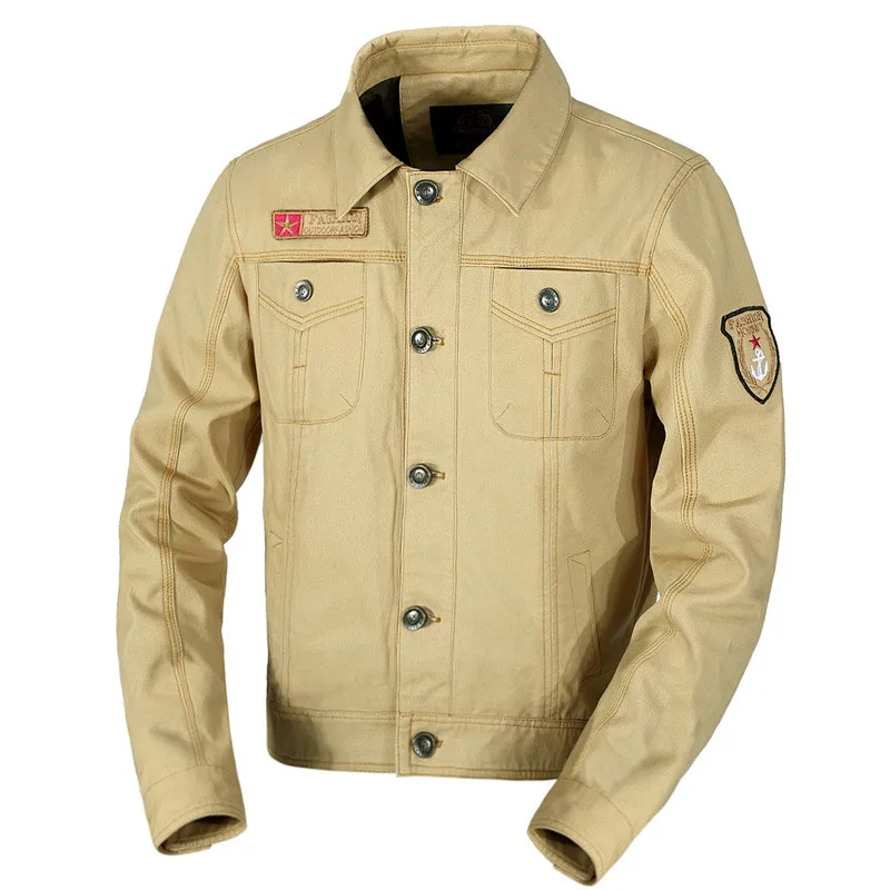 

Coats & Jackets