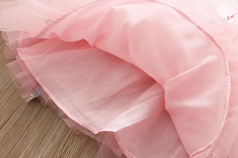 Одежда для маленьких девочек лето 2019 рубашка с открытыми плечами принтом