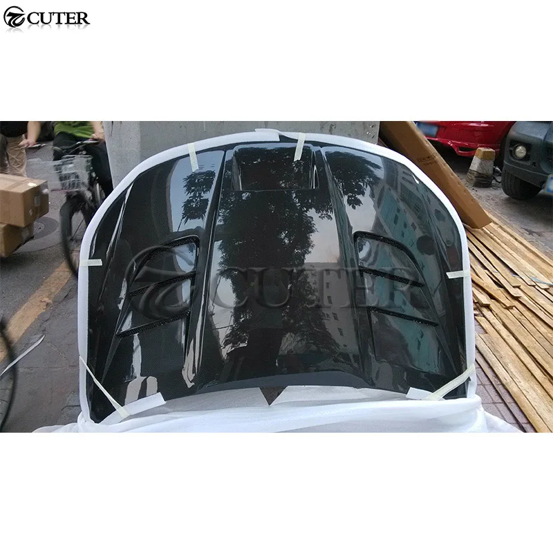Крышка двигателя из углеродного волокна CC с вентиляционными отверстиями для
