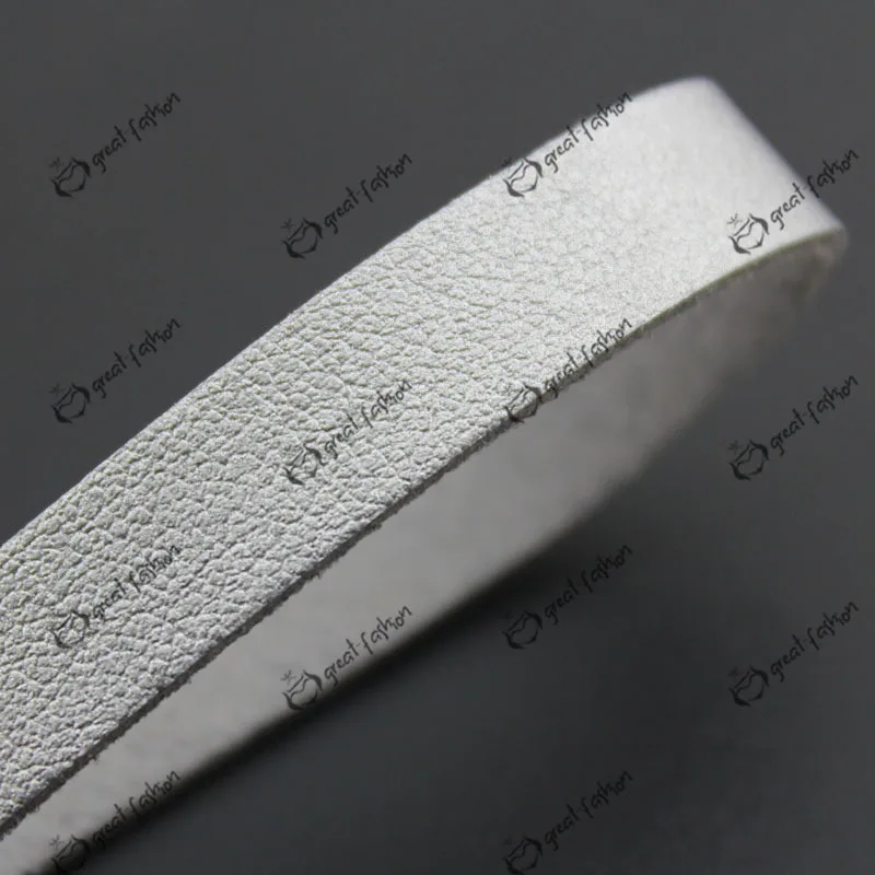 Тканевый шнур из замши TEVIDA R79 для изготовления ювелирных изделий: косичек, браслетов, ожерелий и брелоков, 10мм х 1м.