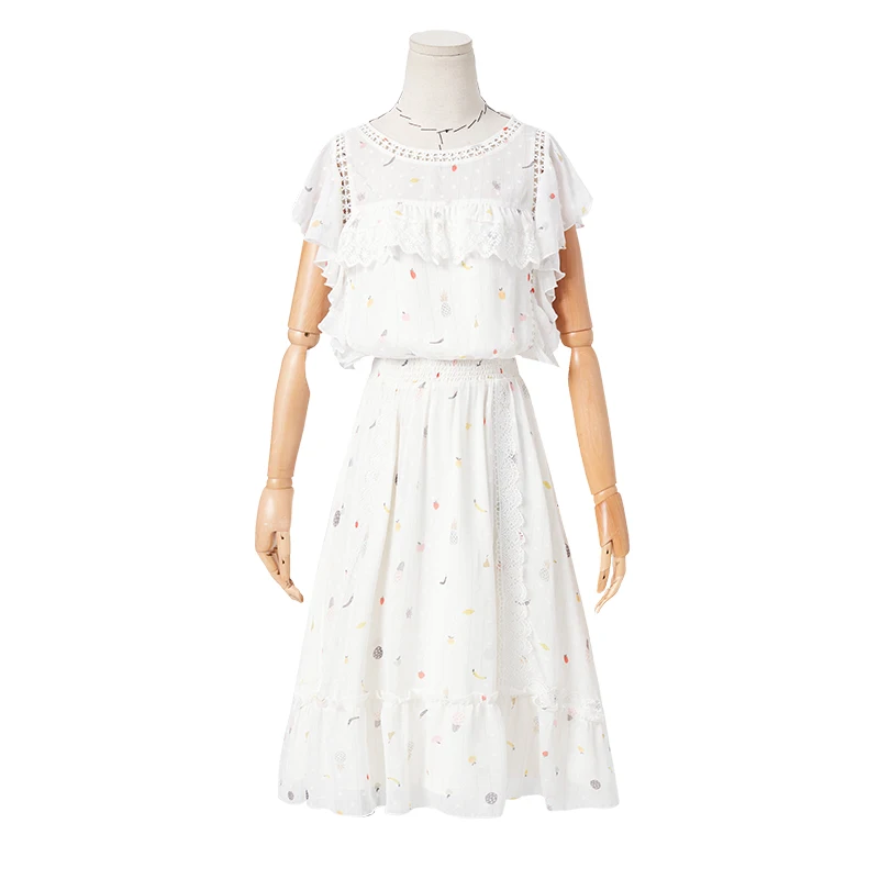 Женское кружевное платье с оборками ARTKA белое элегантное ажурное рукавами и