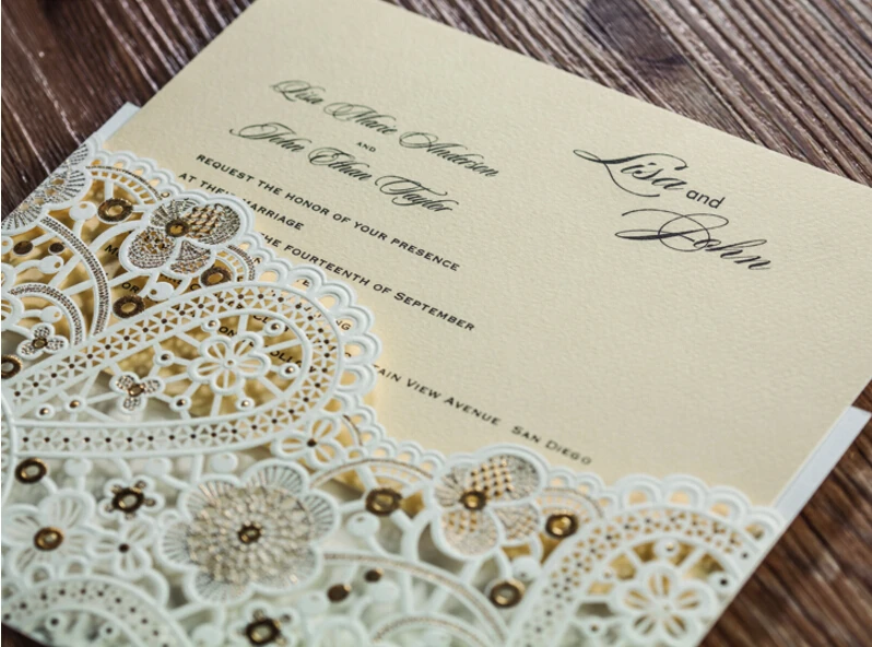 Персонализированные Великолепный лазерная резка Свадебные Приглашения белый