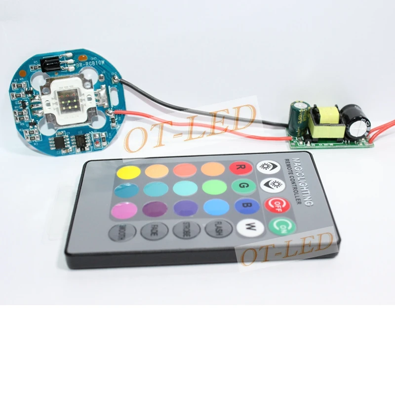 Светодиодная лампа RGB SMD 4 в 1 10 Вт + панель инфракрасного контроллера с