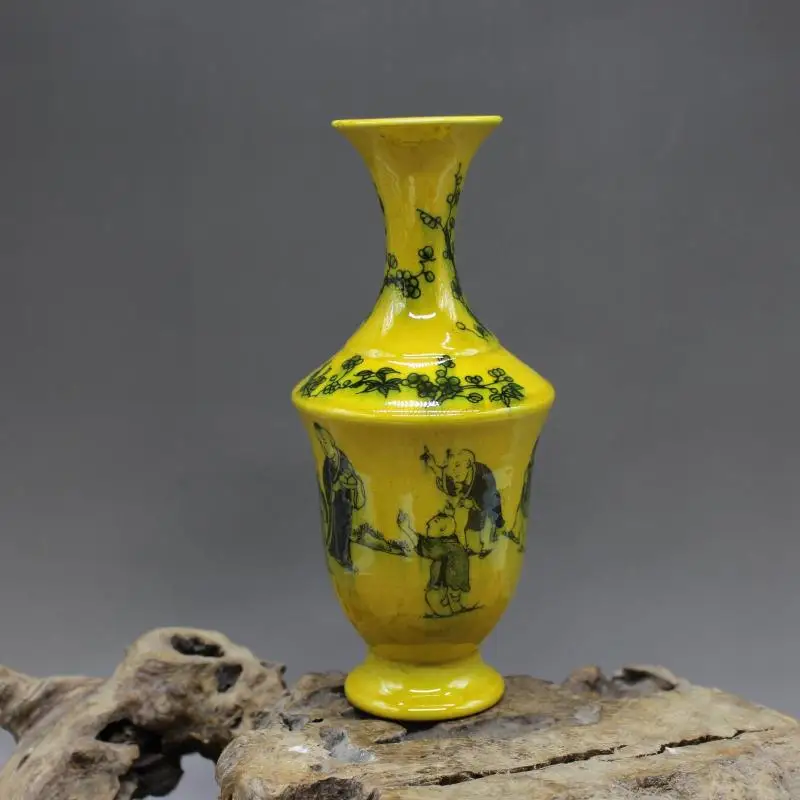 

Qianlong yellow glaze color ink character story vase Home Furnishing small ornaments boutique antique porcelain antique