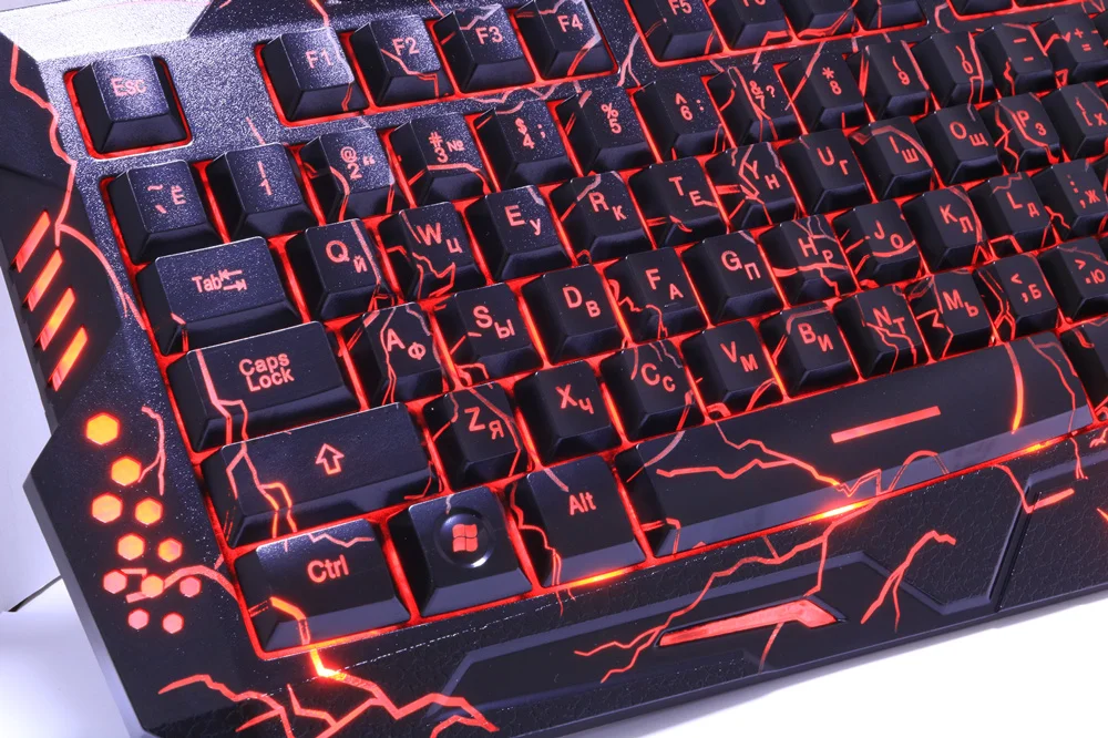 Русский/Английский Gaming Keyboard светодиодный 3-Цвет M200 USB Проводная Цвет Фул дыхание подсветкой Водонепроницаемый компьютер трещины клавиатура